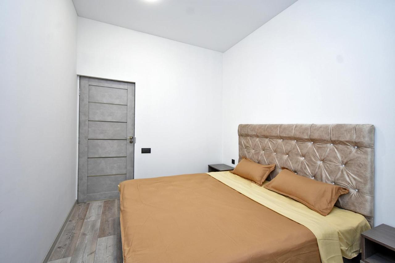 Apartment New In Center